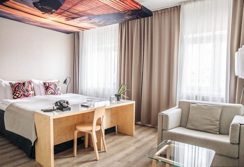 舒适型房间, Helka