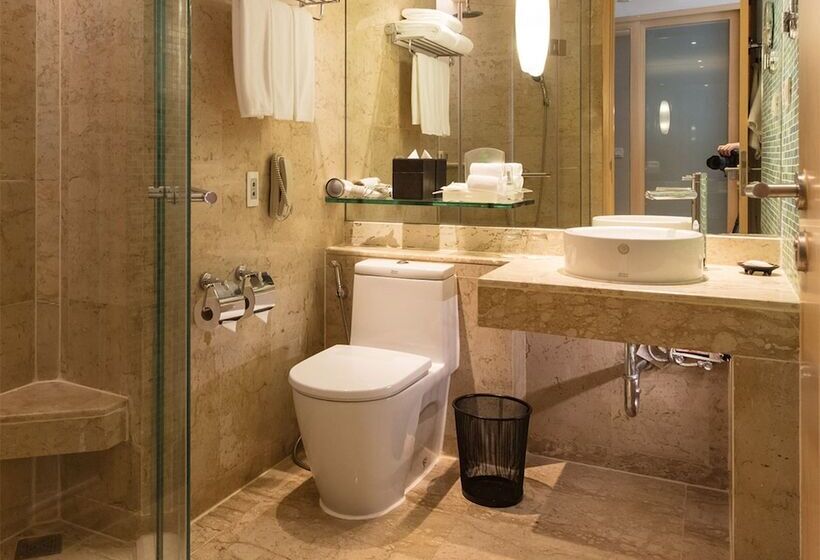 اتاق پرمیوم, Holiday Inn Bangkok, An Ihg