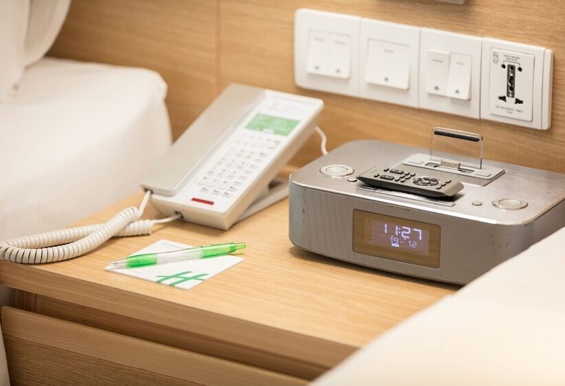 اتاق پرمیوم, Holiday Inn Bangkok, An Ihg