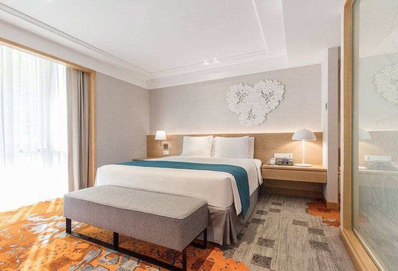 سوییت, Holiday Inn Bangkok, An Ihg
