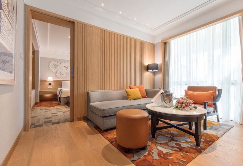 سوییت, Holiday Inn Bangkok, An Ihg