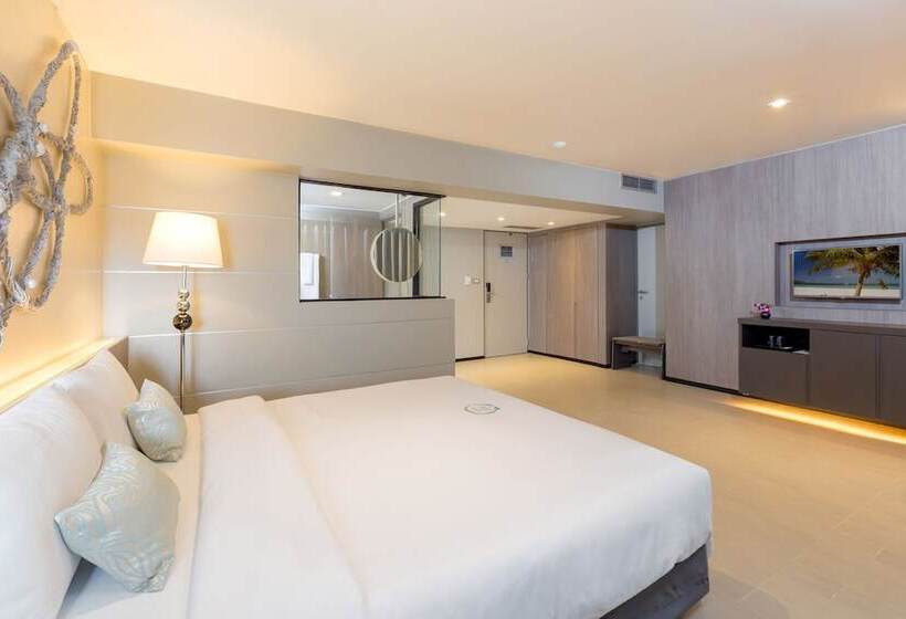 주니어 스위트, Pearl Hotel Phuket