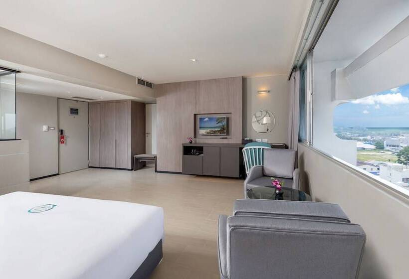 주니어 스위트, Pearl Hotel Phuket