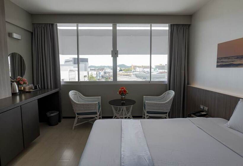 디럭스 룸, Pearl Hotel Phuket