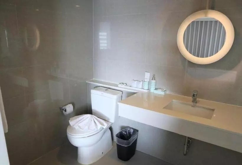 スイート, Pearl Hotel Phuket