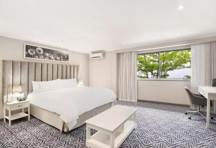 スイート, Protea Hotel By Marriott Johannesburg Balalaika Sandton