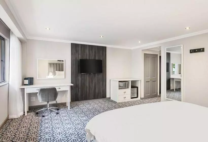 スイート, Protea Hotel By Marriott Johannesburg Balalaika Sandton
