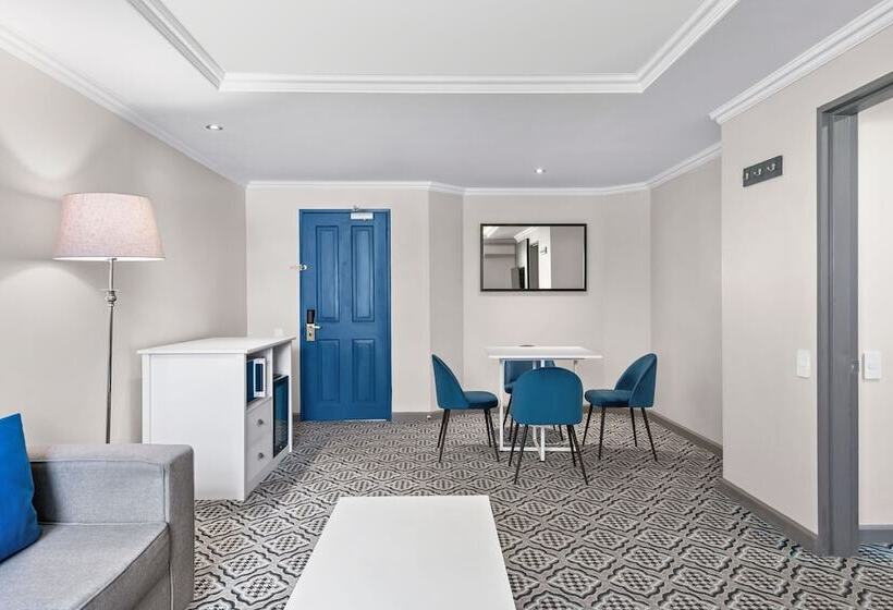 スイート, Protea Hotel By Marriott Johannesburg Balalaika Sandton