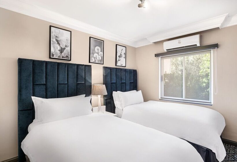 Люкс 2 Спальни, Protea Hotel By Marriott Johannesburg Balalaika Sandton