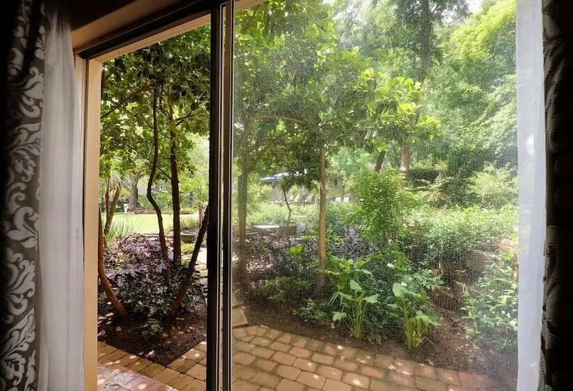 ガーデンビュースタンダードルーム, Protea Hotel By Marriott Johannesburg Balalaika Sandton