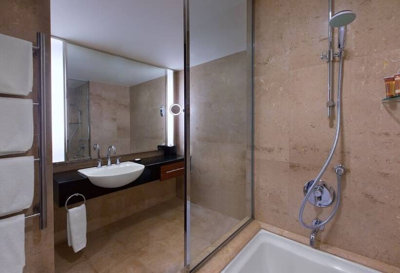 غرفة كلوب, Royal Orchid Sheraton Riverside Hotel Bangkok