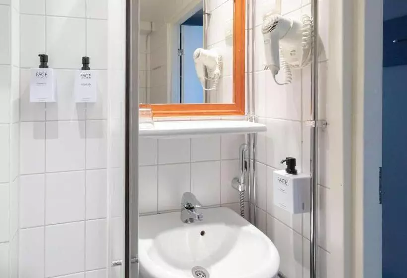 اتاق استاندارد یک نفره, Scandic Kallio