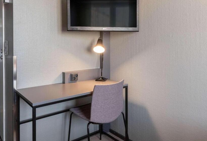 غرفة قياسية فردية, Scandic Kallio