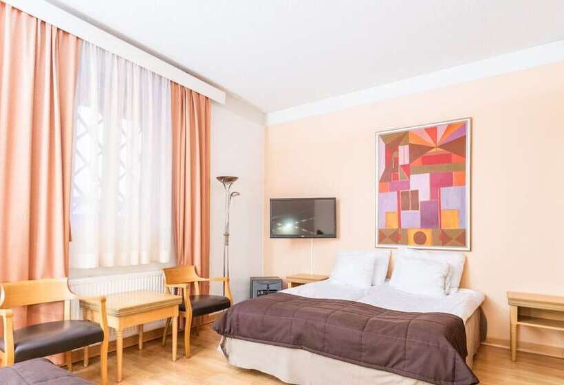 高级家庭房间, Seaport