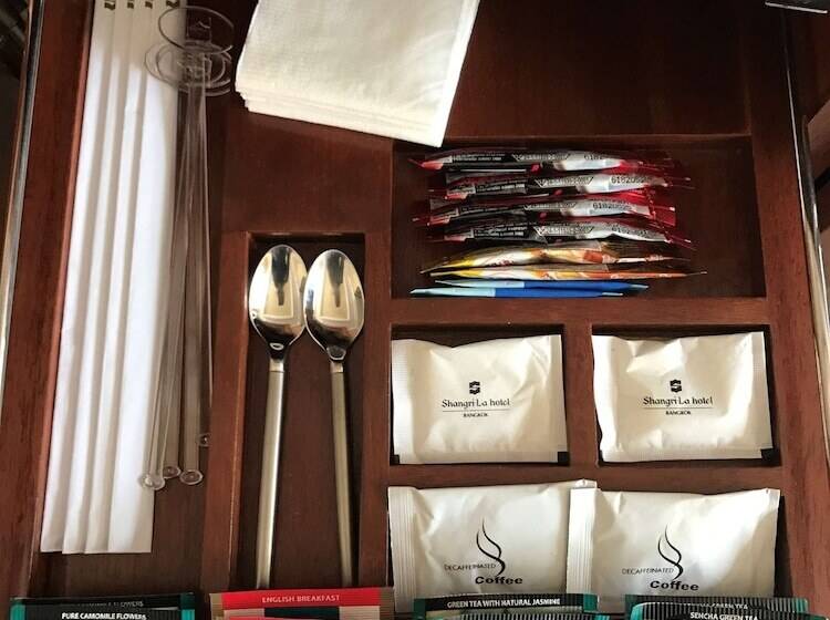 اتاق لوکس با تخت بزرگ, Shangrila Bangkok