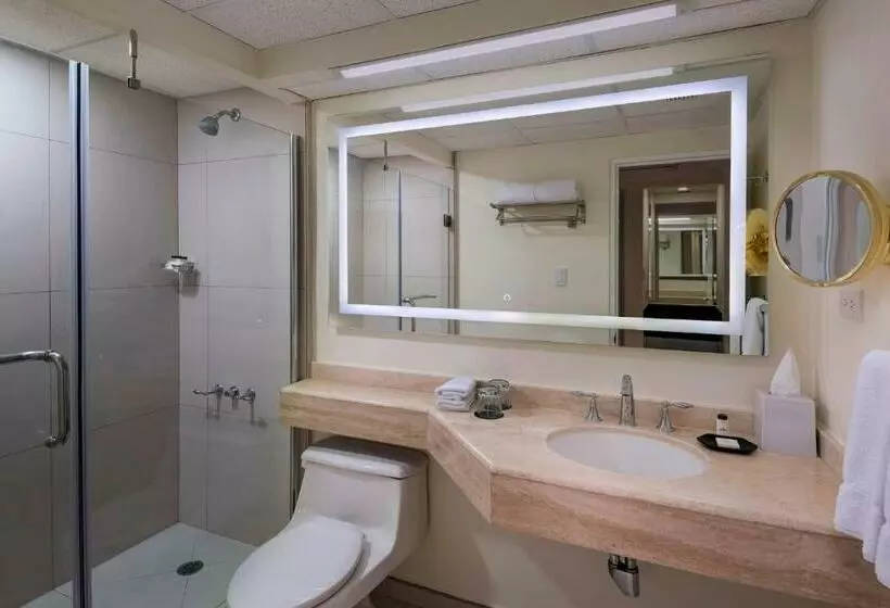 اتاق کلاب, Sheraton Presidente San Salvador