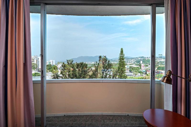 Номер Deluxe, Sheraton Presidente San Salvador