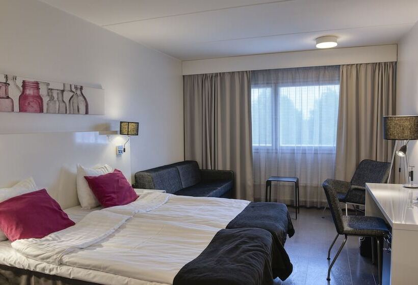 スタンダードシングルルーム, Teatterihotelli Riihimäki