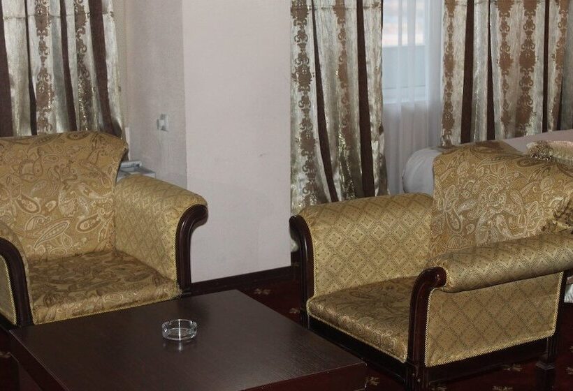 Camera Superiore, Uzbekistan