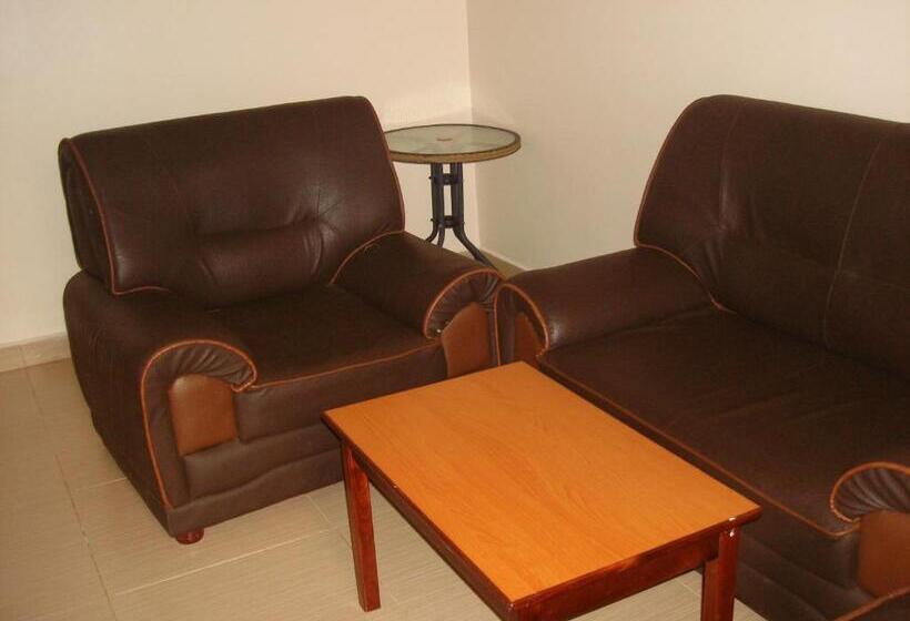 سوییت, Acholi Inn