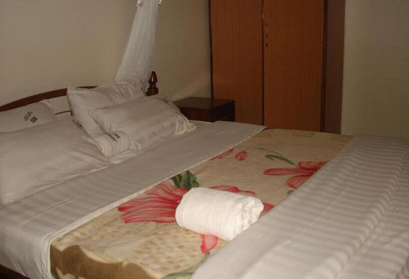 سوییت, Acholi Inn