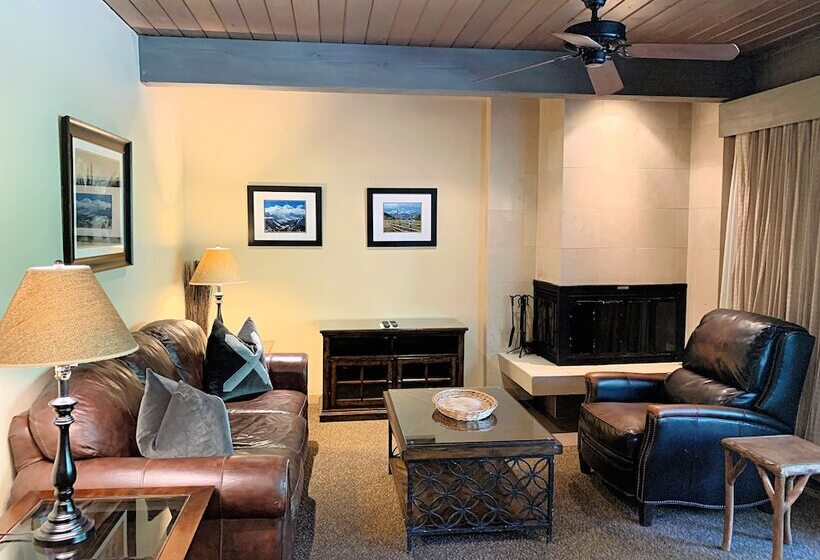 ２ベッドルームアパートメント, Aspen Square Condominium