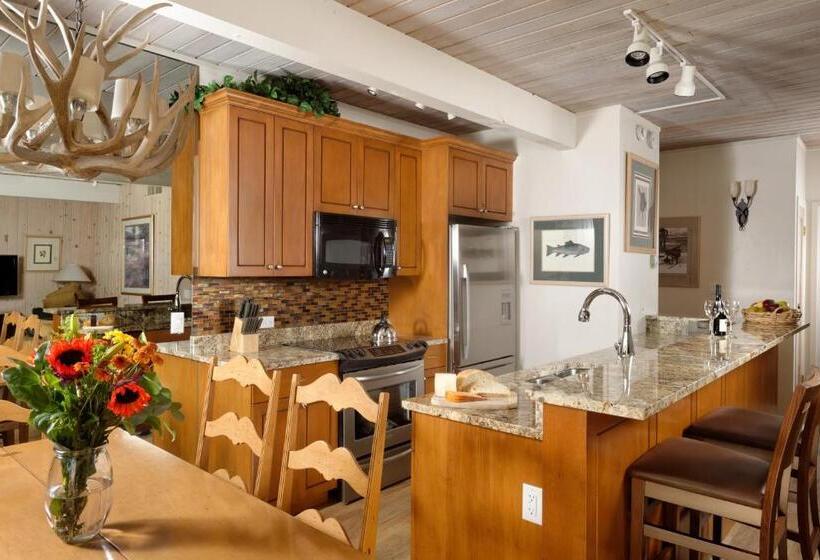 ２ベッドルームアパートメント, Aspen Square Condominium