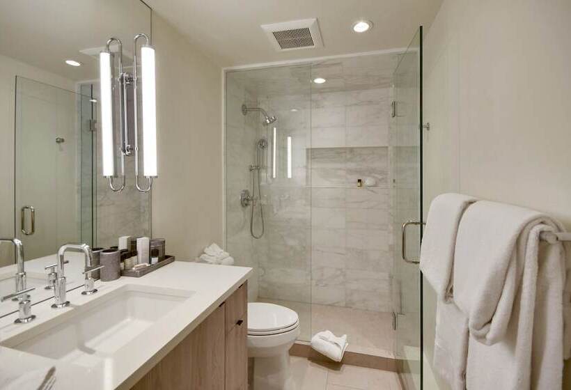 ２ベッドルームアパートメント, Aspen Square Condominium