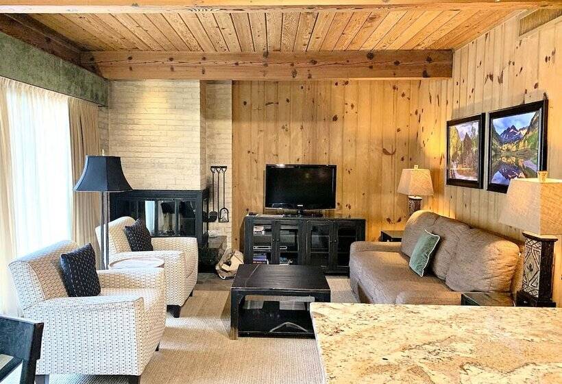 ２ベッドルームアパートメント, Aspen Square Condominium