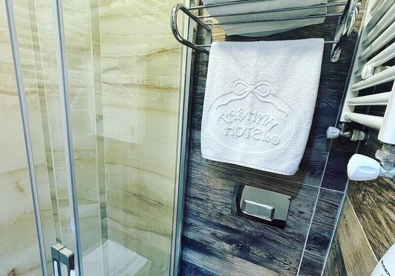 اتاق استاندارد سه نفره, Bakirkoy Tashan Business & Airport