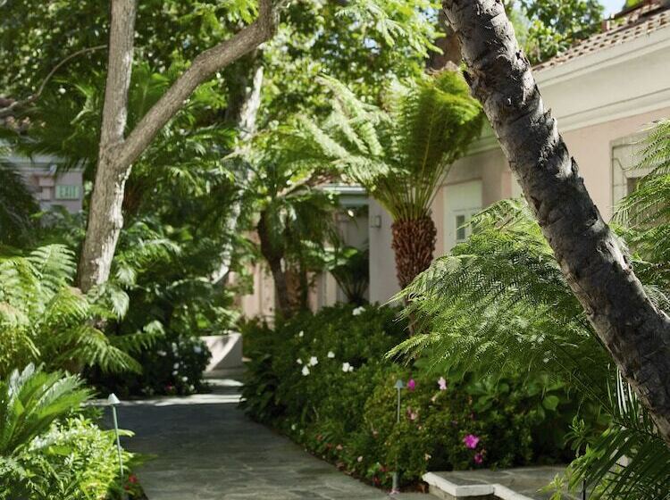 Номер Deluxe, Belair  Dorchester Collection