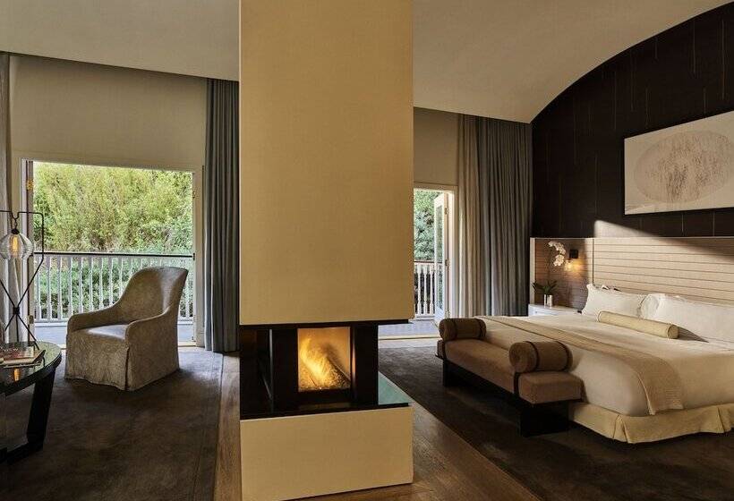 スタンダードスタジオ, Belair  Dorchester Collection