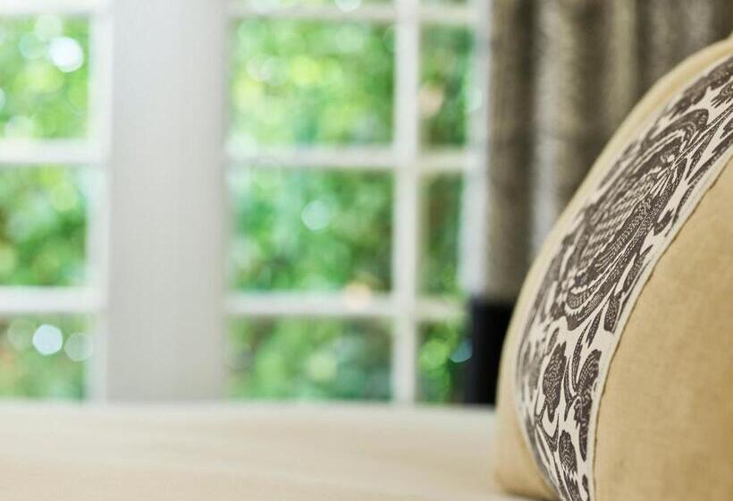 ジュニアスイート, Belair  Dorchester Collection