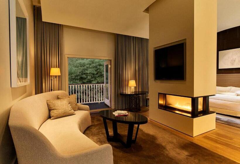 スタンダードスタジオ, Belair  Dorchester Collection