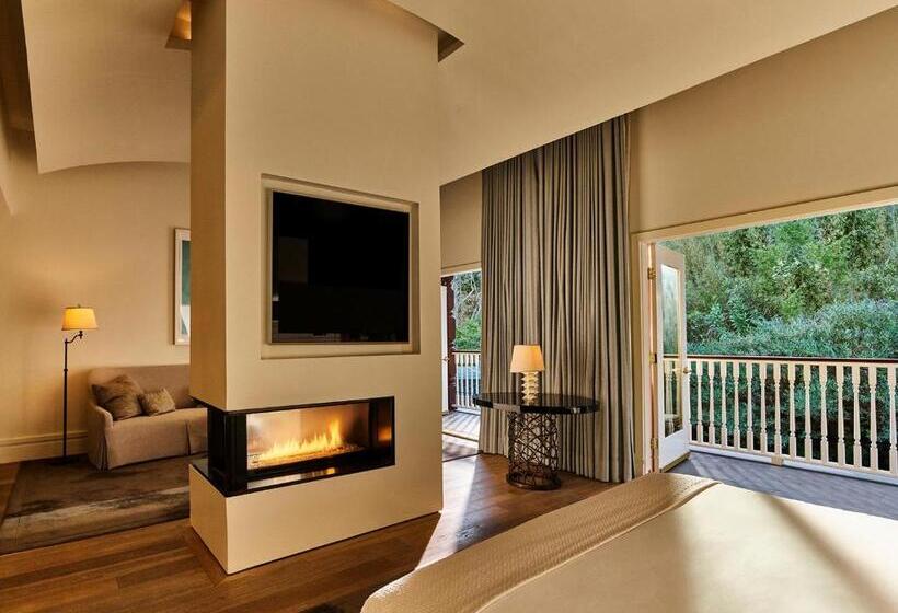 スタンダードスタジオ, Belair  Dorchester Collection