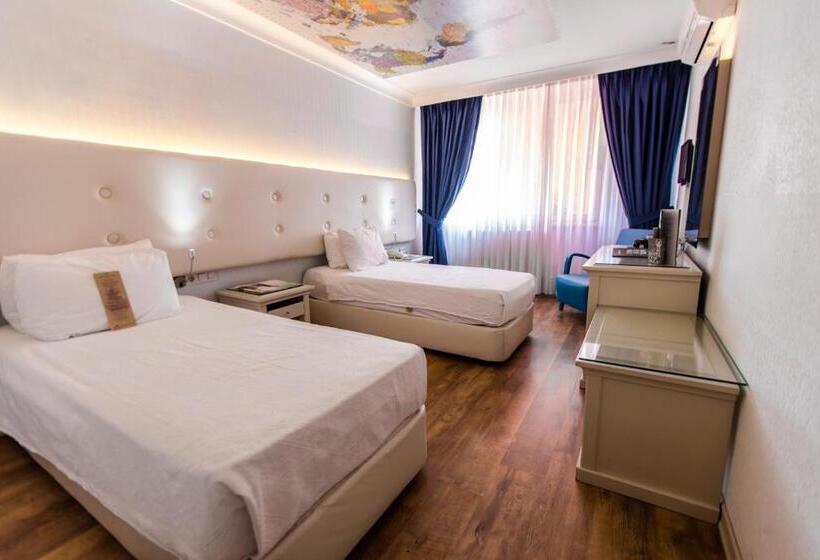 اتاق استاندارد یک نفره, Etap Mola