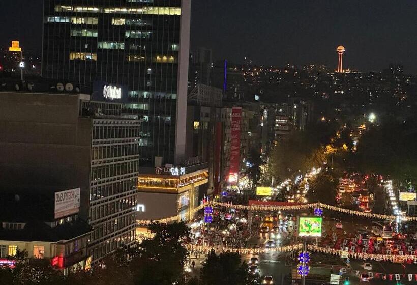 اتاق استاندارد سه نفره, Etap Mola