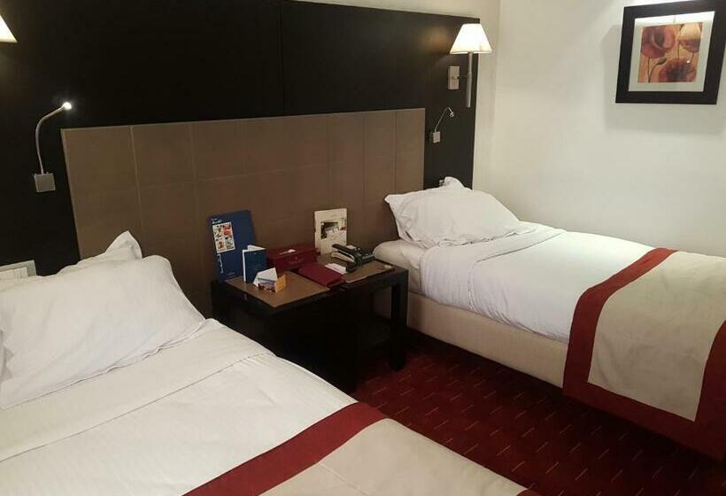 اتاق سوپریور, Golden Tulip El Mechtel