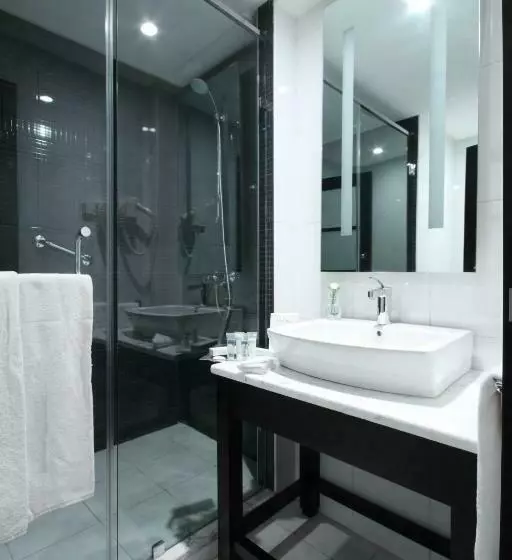 اتاق سوپریور, Golden Tulip El Mechtel