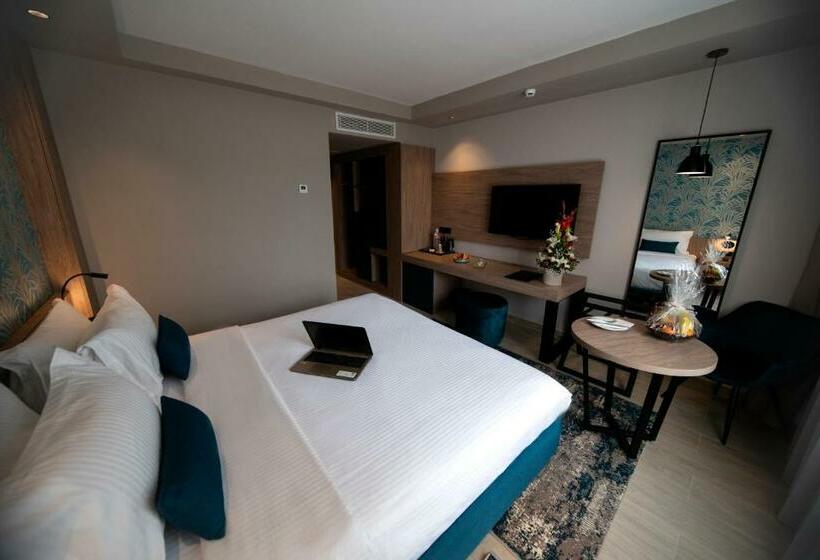 اتاق اجرایی, Golden Tulip El Mechtel