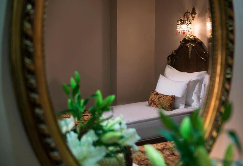 اتاق استاندارد با بالکن, Ickale