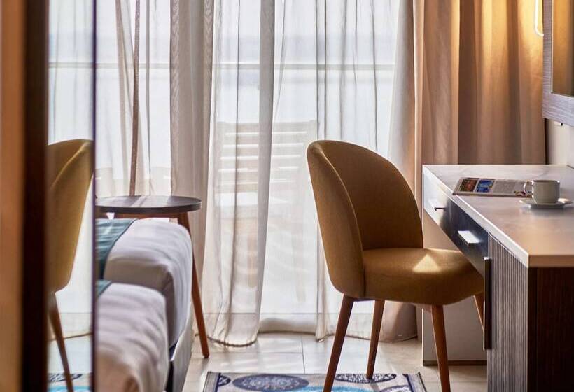 اتاق پرستیژ, Mercure Ismailia Forsan Island