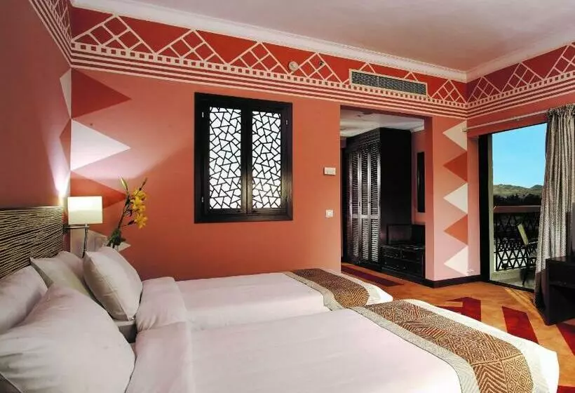 景色の見えるスーペリアルーム, Movenpick Resort Aswan