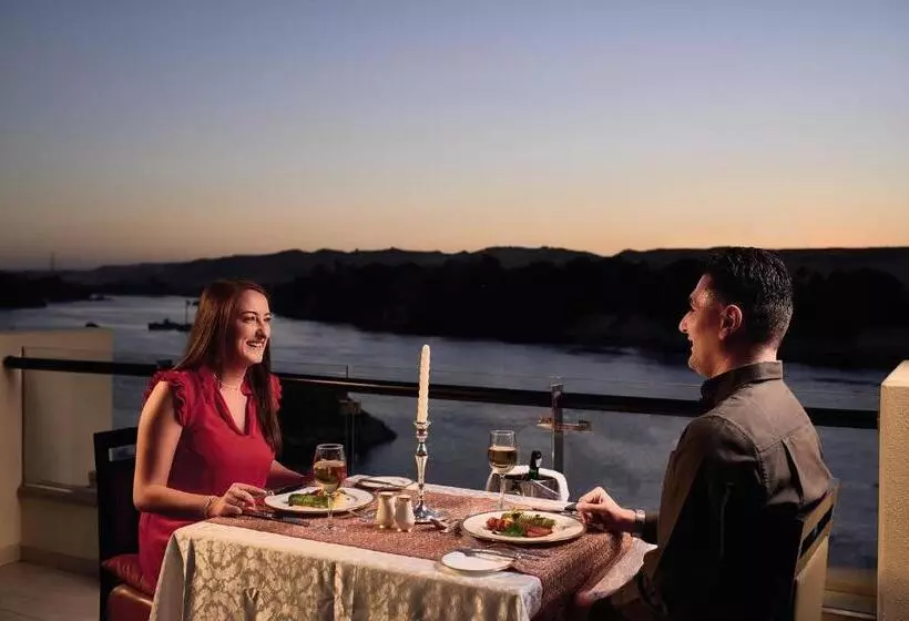 プレジデントスイートルーム, Movenpick Resort Aswan