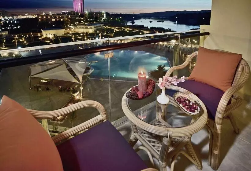 プレジデントスイートルーム, Movenpick Resort Aswan