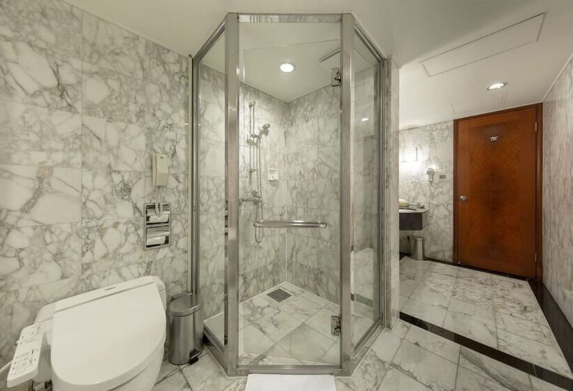 اتاق لوکس, National