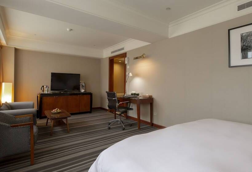 اتاق لوکس, National