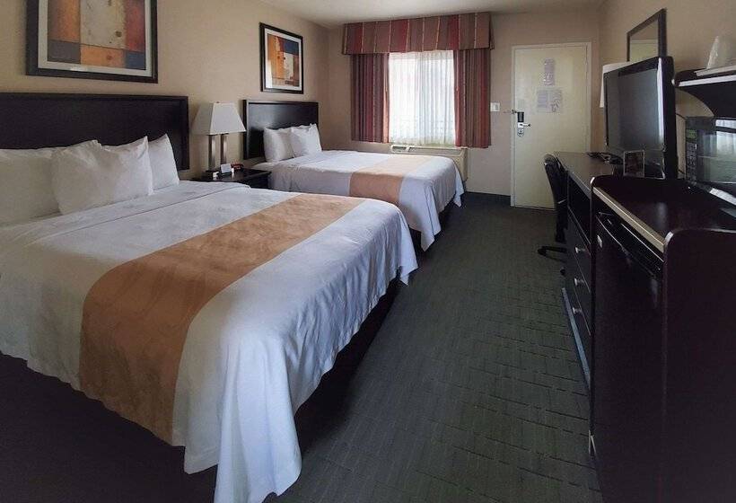 غرفة قياسية سرير ملكى, Quality Inn & Suites Anaheim At The Park
