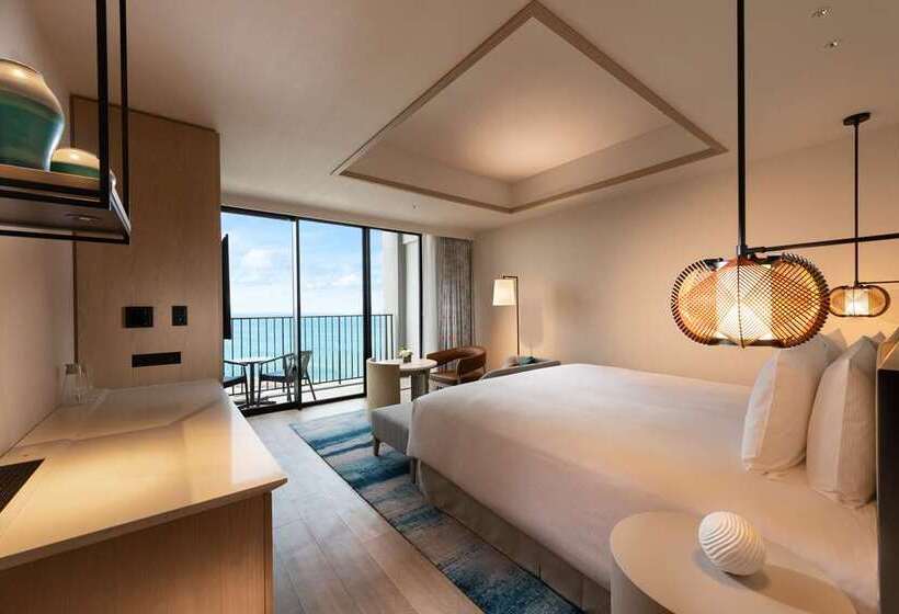 اتاق اجرایی با تخت بزرگ, Ramses Hilton