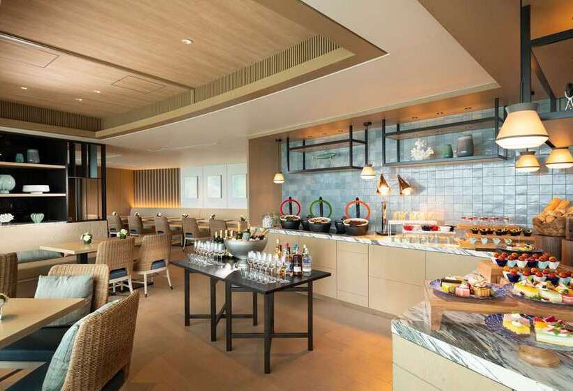 غرفة تنفيذية, Ramses Hilton